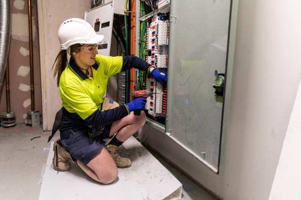 Best Licensed Electrician  in Akron, CO